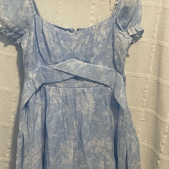 Francesca's Collections Blue and White Floral Dress - Picture 3 of 10